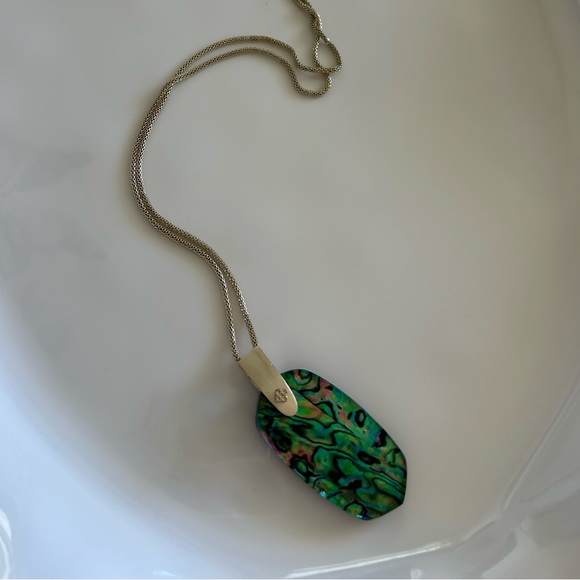 Kendra Scott Retractable Long Pendant Necklace - Picture 2 of 2